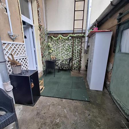 Charming Studio In The City Centre Budapest Exterior foto